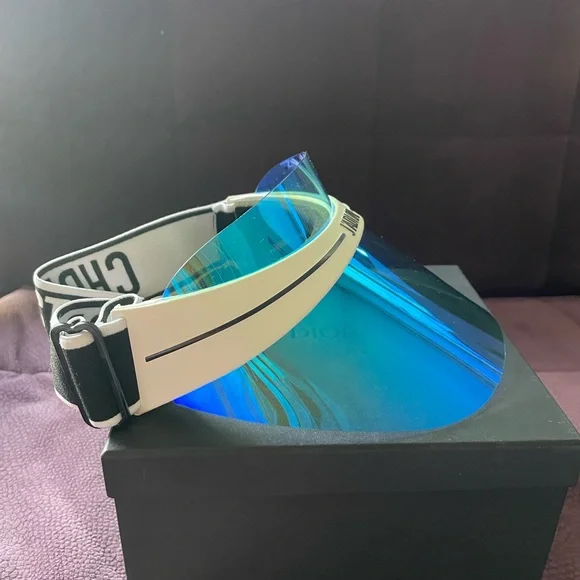 Christian Dior authentic blue and white visor. Like new (worn only once) Explore a Dior Blue/White Reflective J main image 2